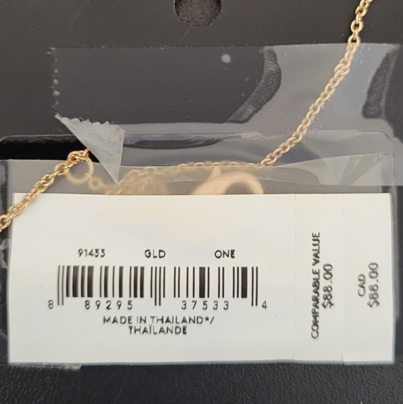 Coach Design Necklace - Picture 6 of 6